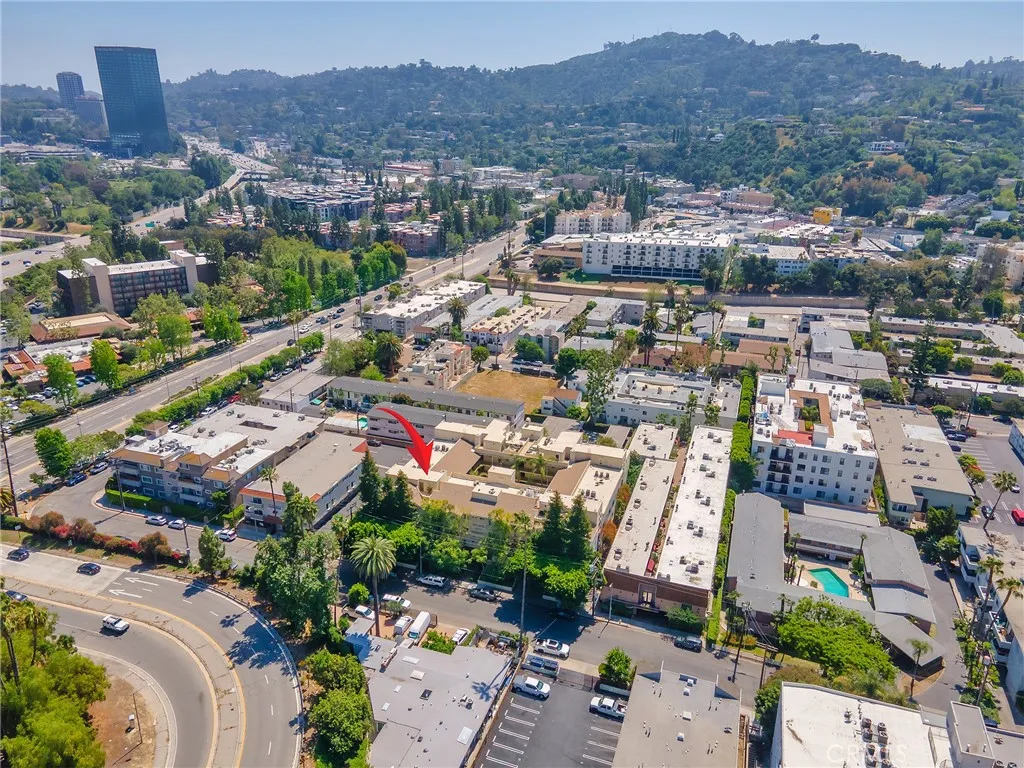 Additional image 45 of 11044 Acama Street Unit 302, Studio City, CA 91602