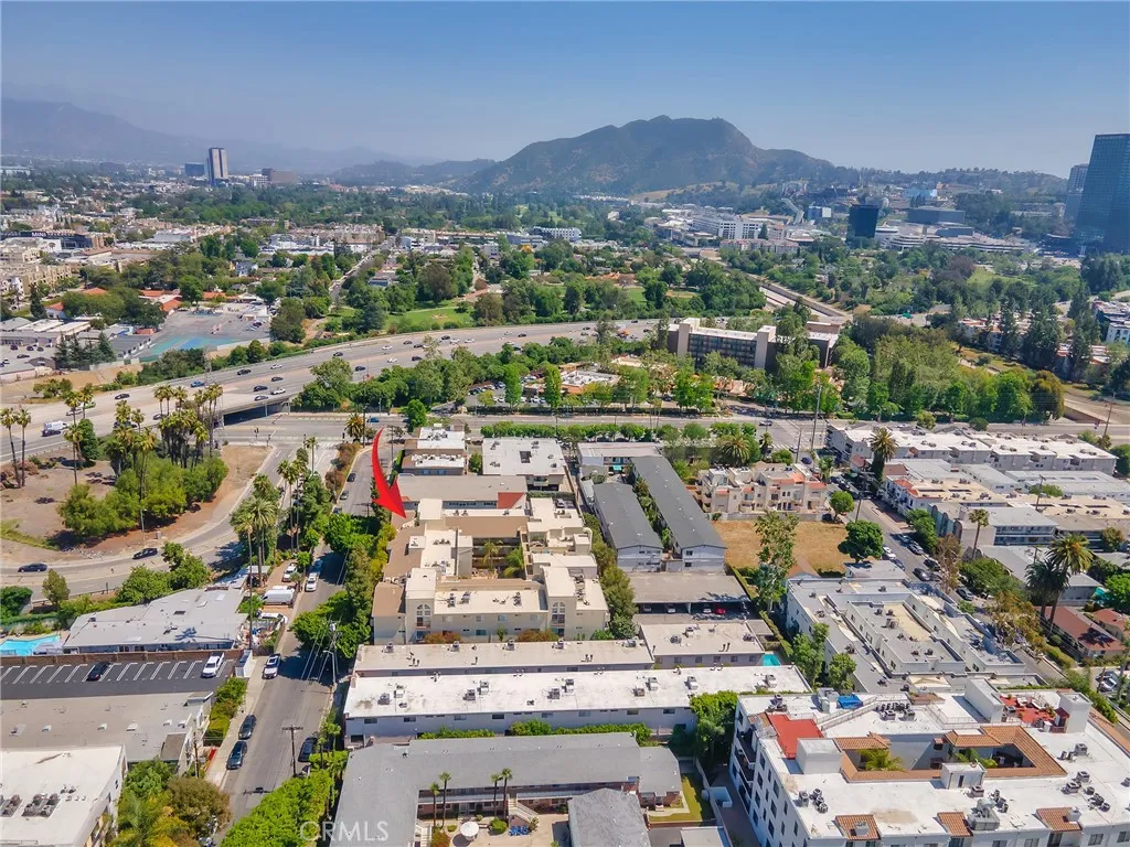 Additional image 94 of 11044 Acama Street Unit 302, Studio City, CA 91602