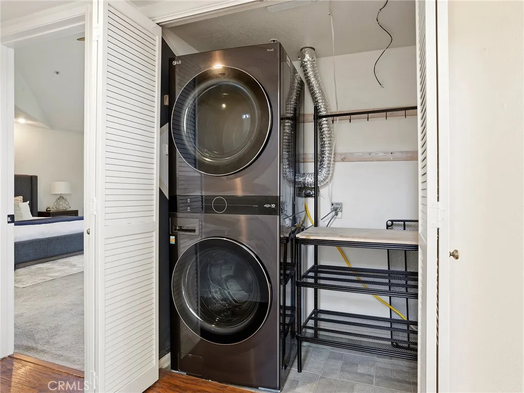 Additional image 34 of 11044 Acama Street Unit 302, Studio City, CA 91602