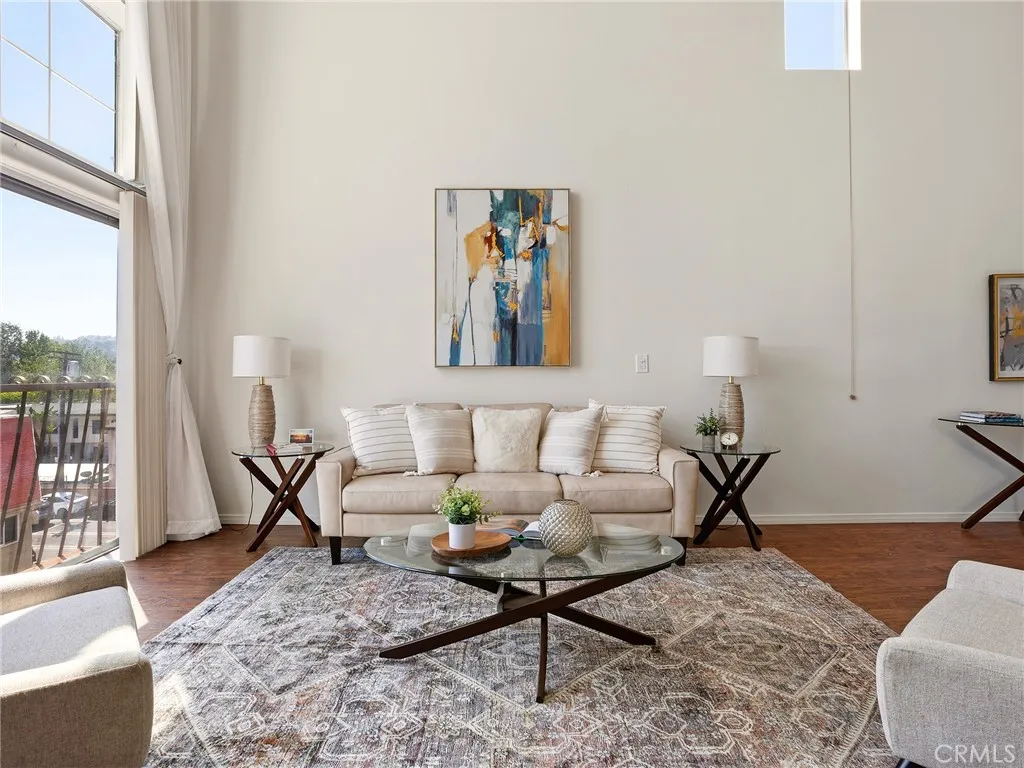 Additional image 23 of 11044 Acama Street Unit 302, Studio City, CA 91602