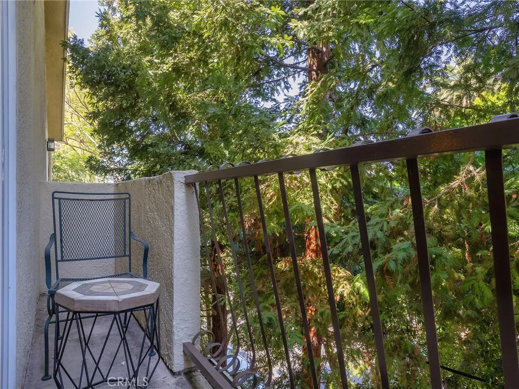 Additional image 35 of 11044 Acama Street Unit 302, Studio City, CA 91602