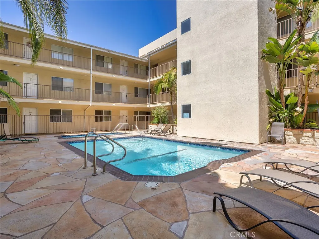 Additional image 87 of 11044 Acama Street Unit 302, Studio City, CA 91602