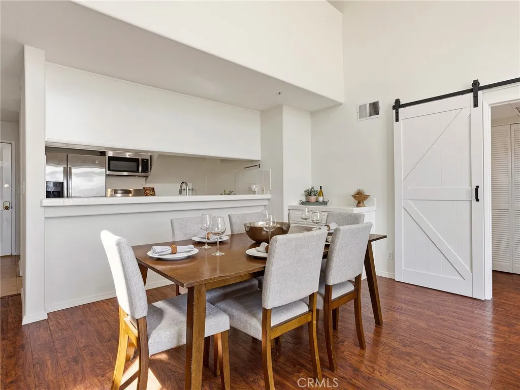 Additional image 65 of 11044 Acama Street Unit 302, Studio City, CA 91602