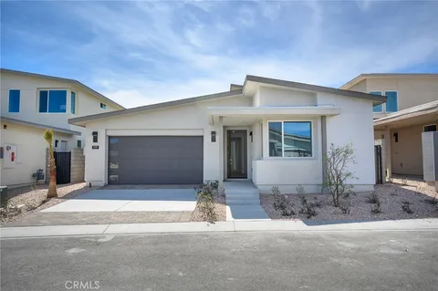 319 Mustang Lane, Palm Springs, CA MLS: SW25061477