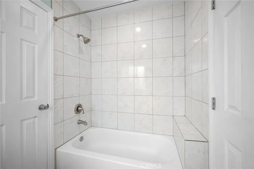 Additional image 35 of 528 Ivy Street, Glendale, CA 91204