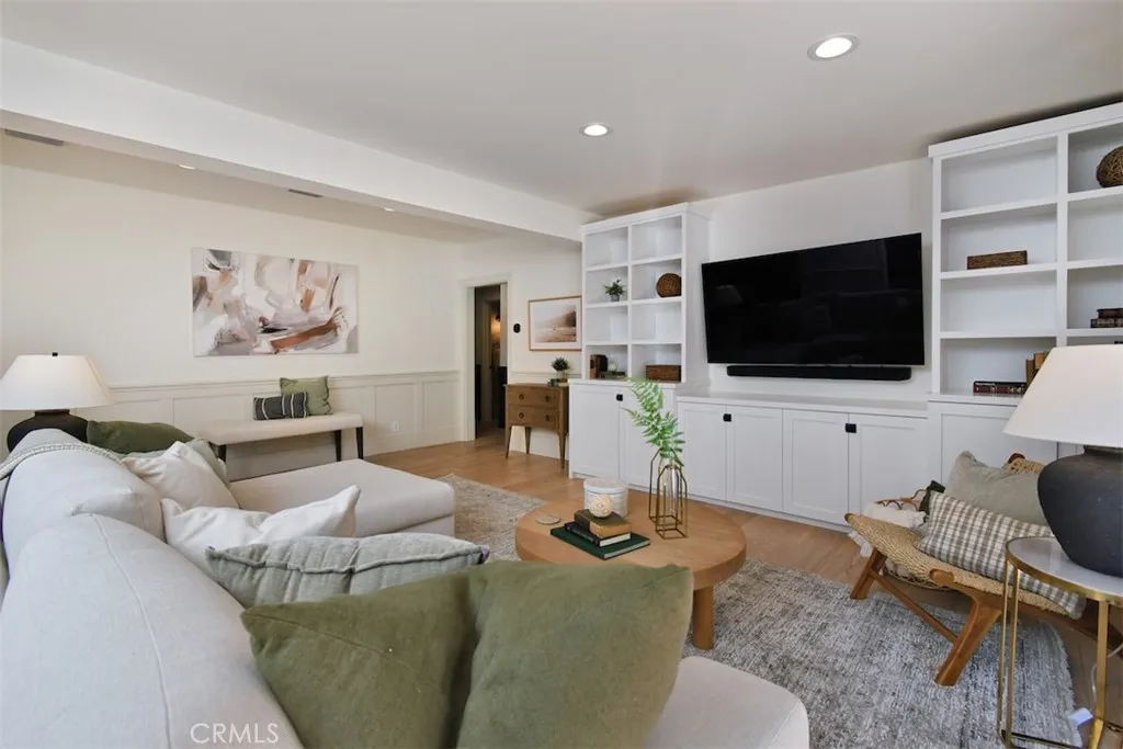 Additional image 44 of 4242 Saugus Ave, Sherman Oaks, CA 91403
