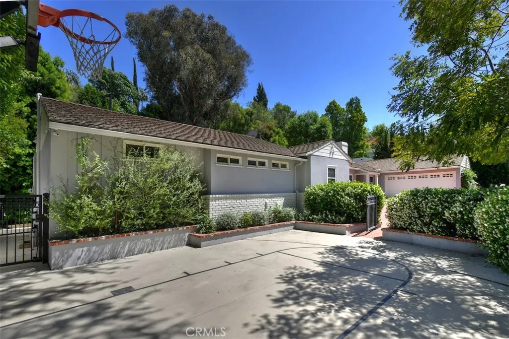 Additional image 76 of 4242 Saugus Ave, Sherman Oaks, CA 91403