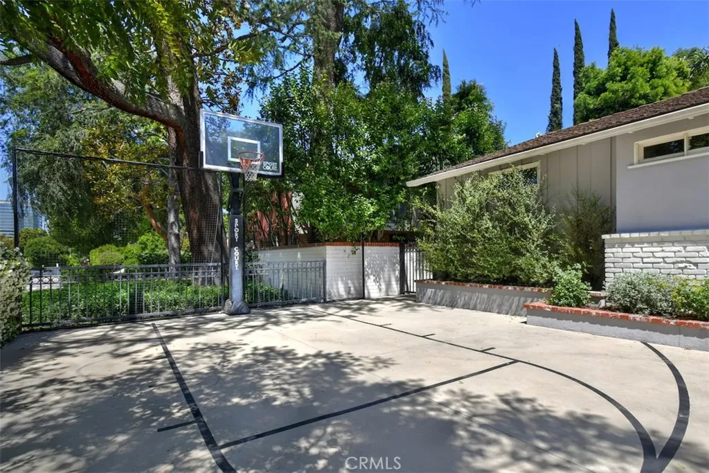 Additional image 75 of 4242 Saugus Ave, Sherman Oaks, CA 91403