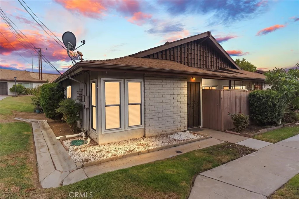 1800 E Heim Ave, Orange, CA 92865 photo 2