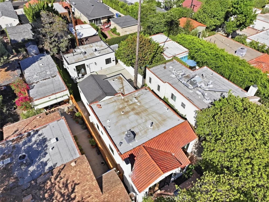 9127 Hargis St, Los Angeles, CA 90034