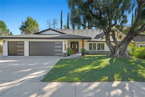 26950 Helmond Drive, Calabasas, CA MLS: SR25059276