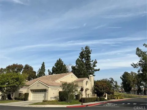 1 Calle Del Sur, Rancho Santa Margarita, CA MLS: OC25071032