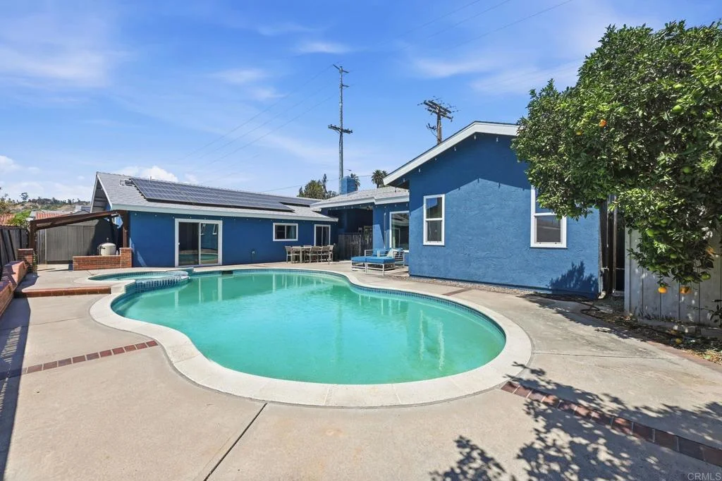 2351 Stewart Place, Escondido, CA 92027