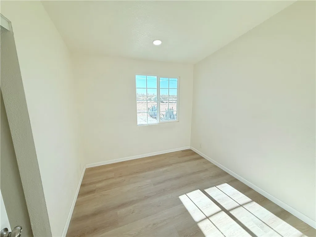 Additional image 11 of 11975 Barbet Rd, Phelan, CA 92371