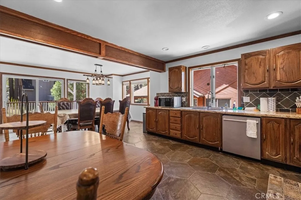 Additional image 33 of 1200 W Constellation Dr, Big Bear Lake, CA 92314