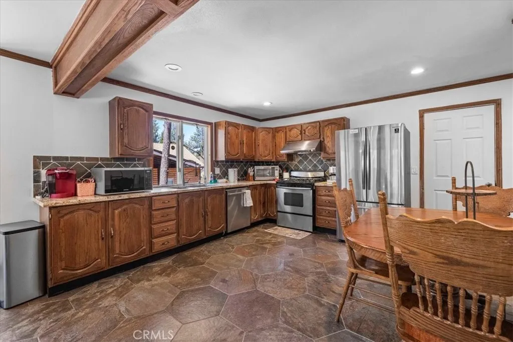Additional image 31 of 1200 W Constellation Dr, Big Bear Lake, CA 92314