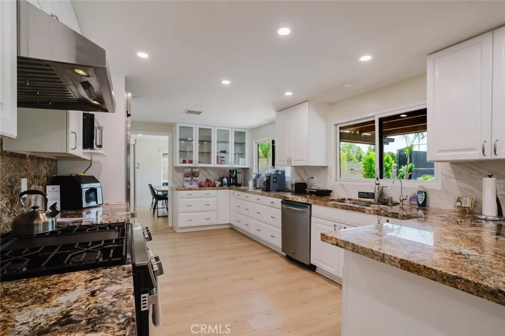 Additional image 85 of 21210 Tulsa St, Chatsworth, CA 91311