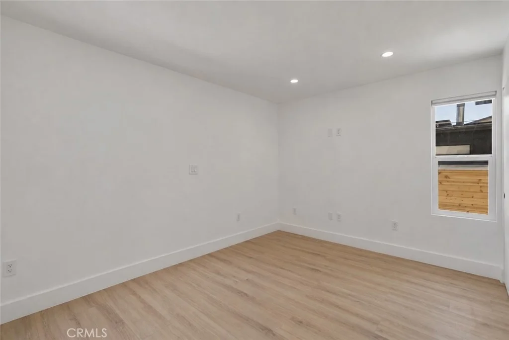 2338 S Cloverdale Avenue, Los Angeles, CA 90016