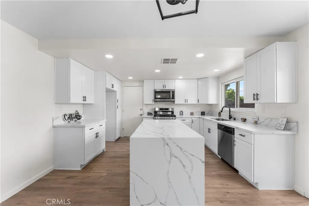 Additional image 9 of 37863 17th Street E, Palmdale, CA 93550