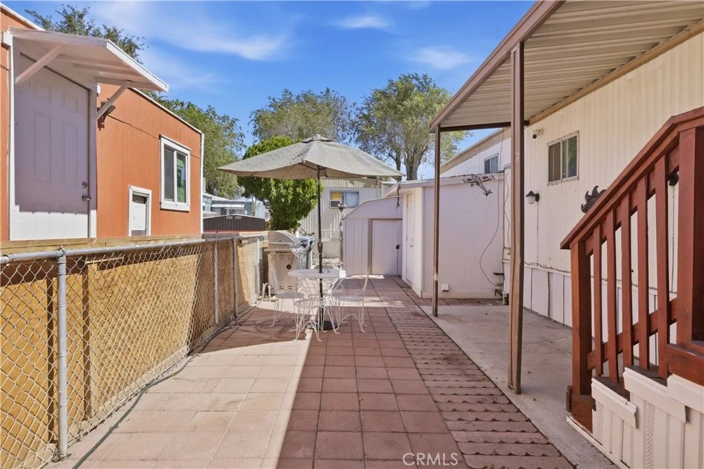 1617 E Avenue I Unit 19, Lancaster, CA 93535