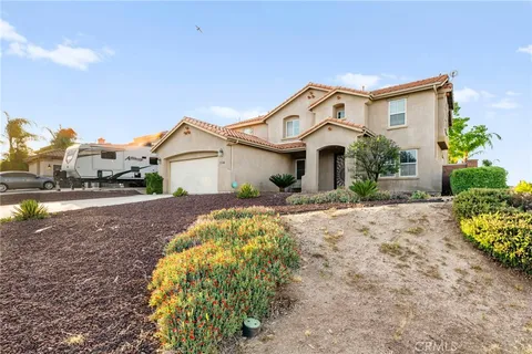 33340 Breighton Wood Street, Menifee, CA MLS: SW25109681