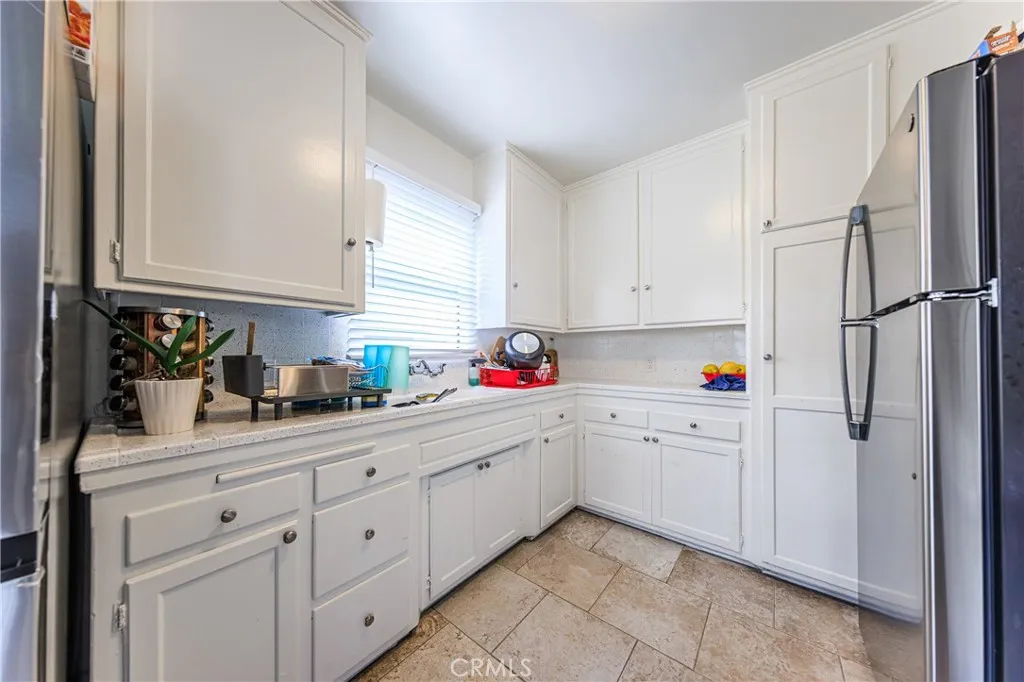 Additional image 32 of 650 W Wilson Ave, Glendale, CA 91203