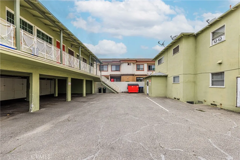 Additional image 63 of 650 W Wilson Ave, Glendale, CA 91203