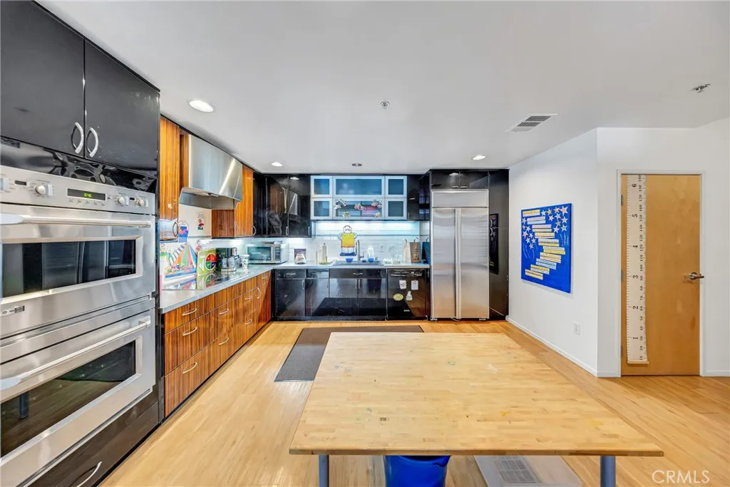 Additional image 123 of 1124 Mission St, South Pasadena, CA 91030