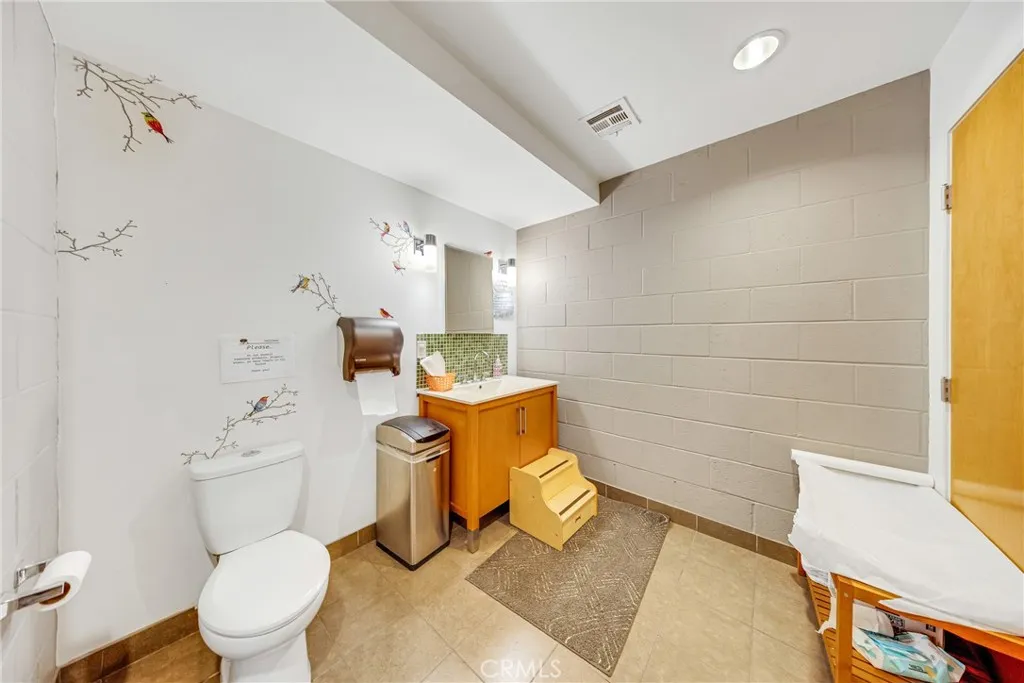 Additional image 132 of 1124 Mission St, South Pasadena, CA 91030