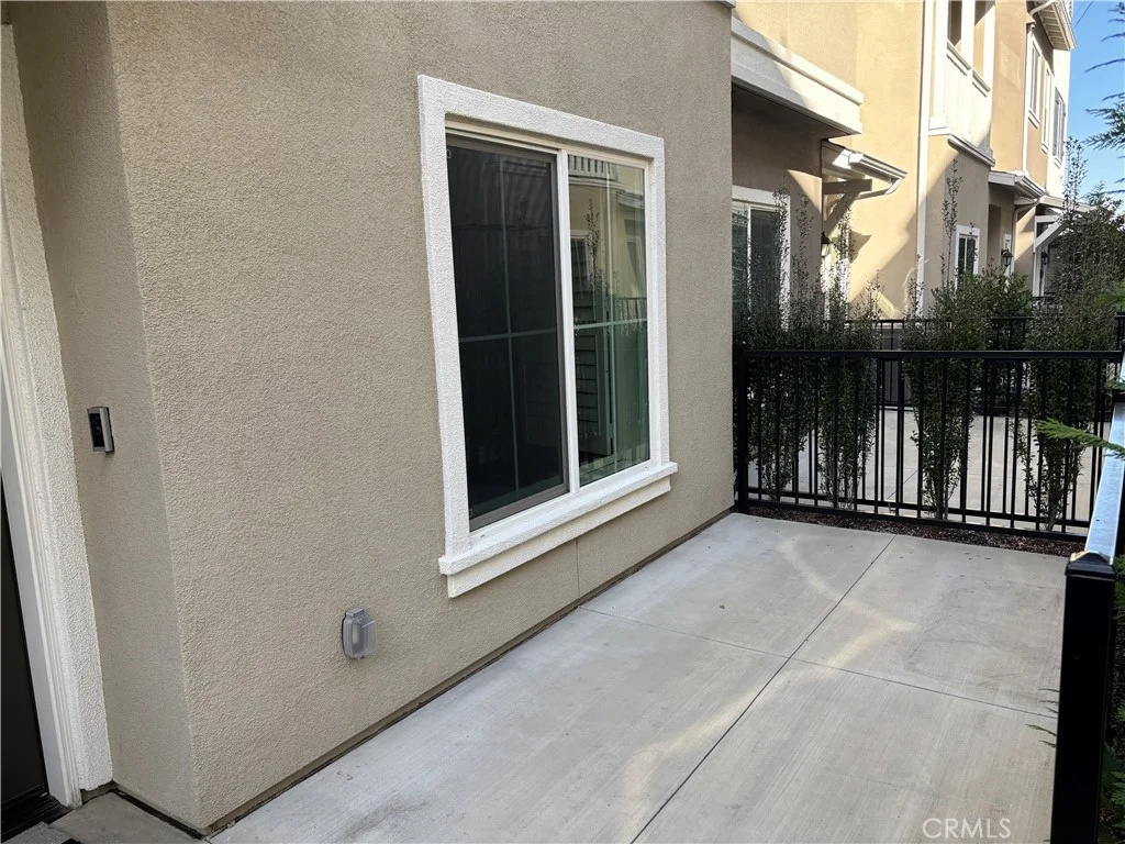1395 Reliance, Carson, CA 90746 photo 4