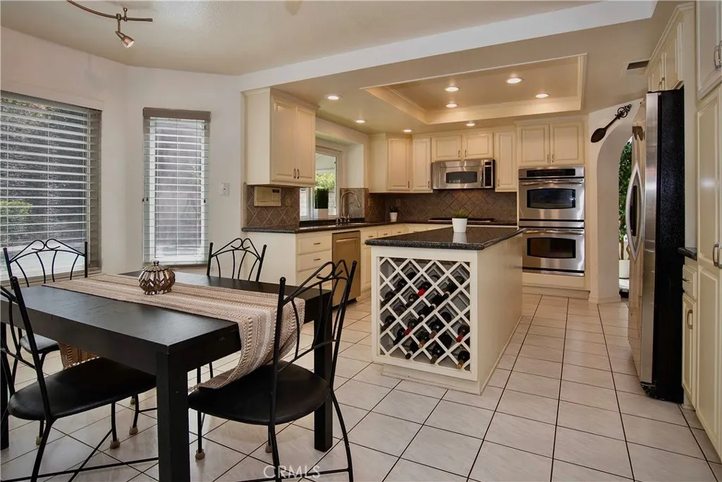 Additional image 70 of 28830 Shadow Valley Ln, Saugus, CA 91390