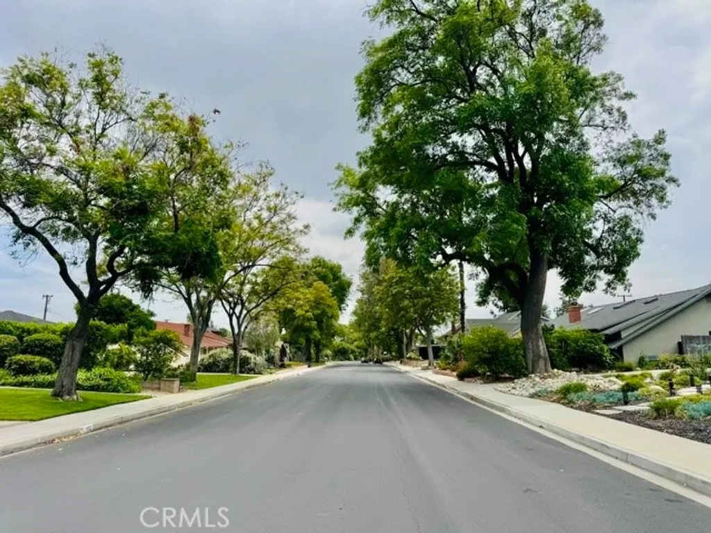1153 Northwestern Drive, Claremont, CA 91711