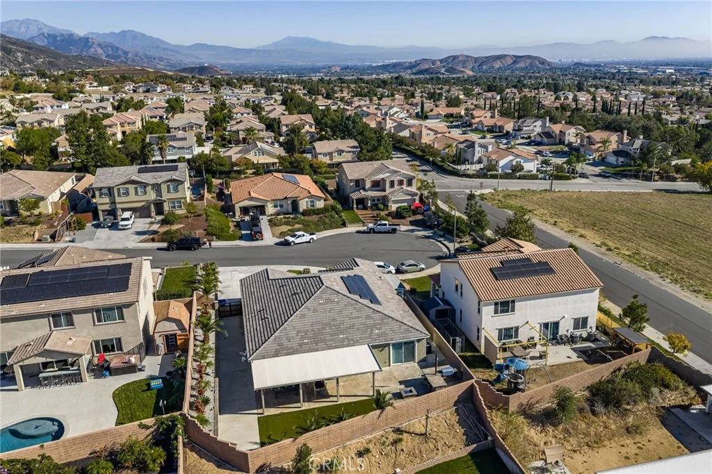 6916 Baroque Court, San Bernardino, CA 92407