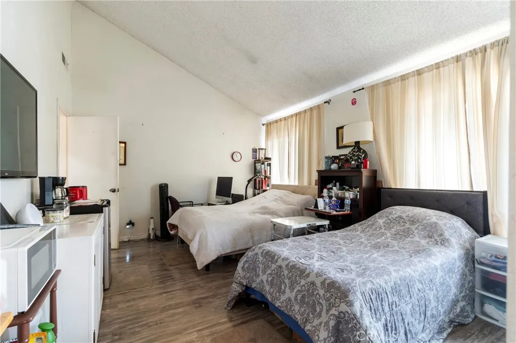 Additional image 38 of 20627 Lemmer Street, Chatsworth, CA 91311