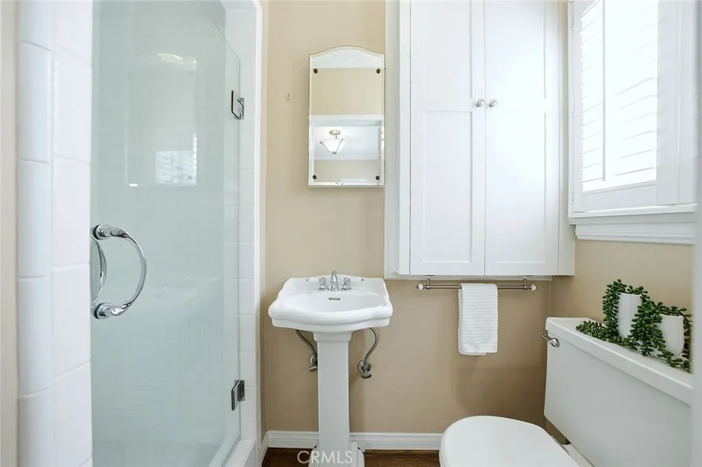 Additional image 53 of 62 61st Pl, Long Beach, CA 90803