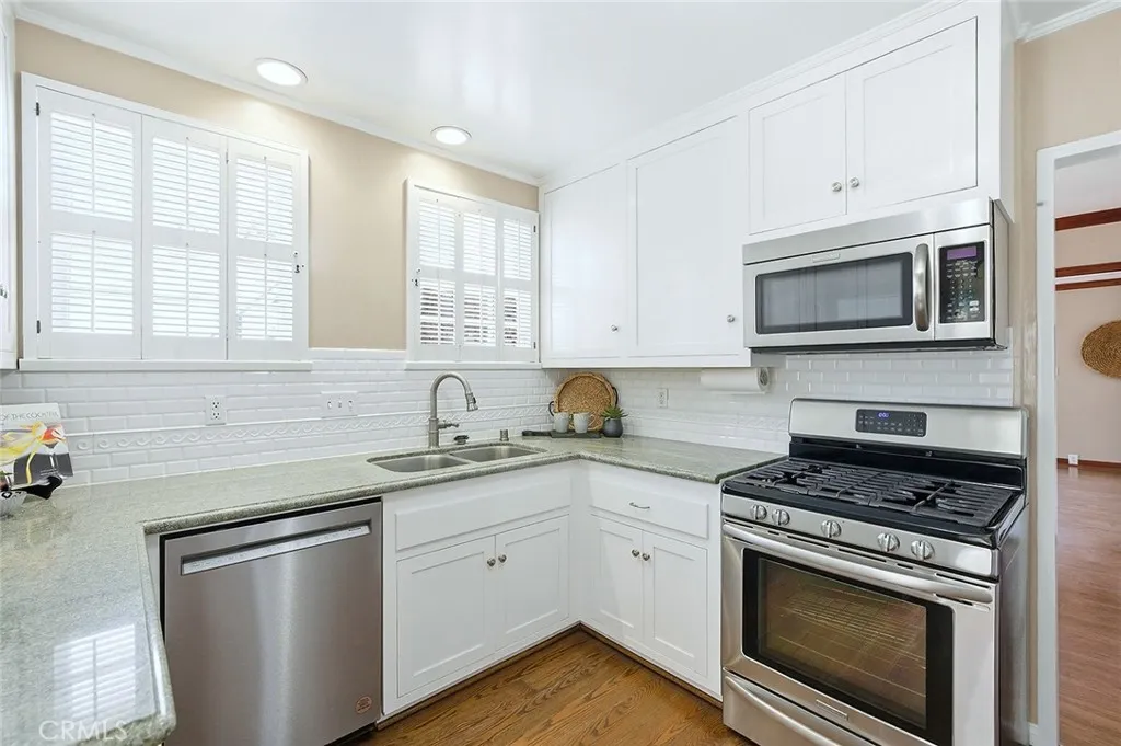 Additional image 51 of 62 61st Pl, Long Beach, CA 90803