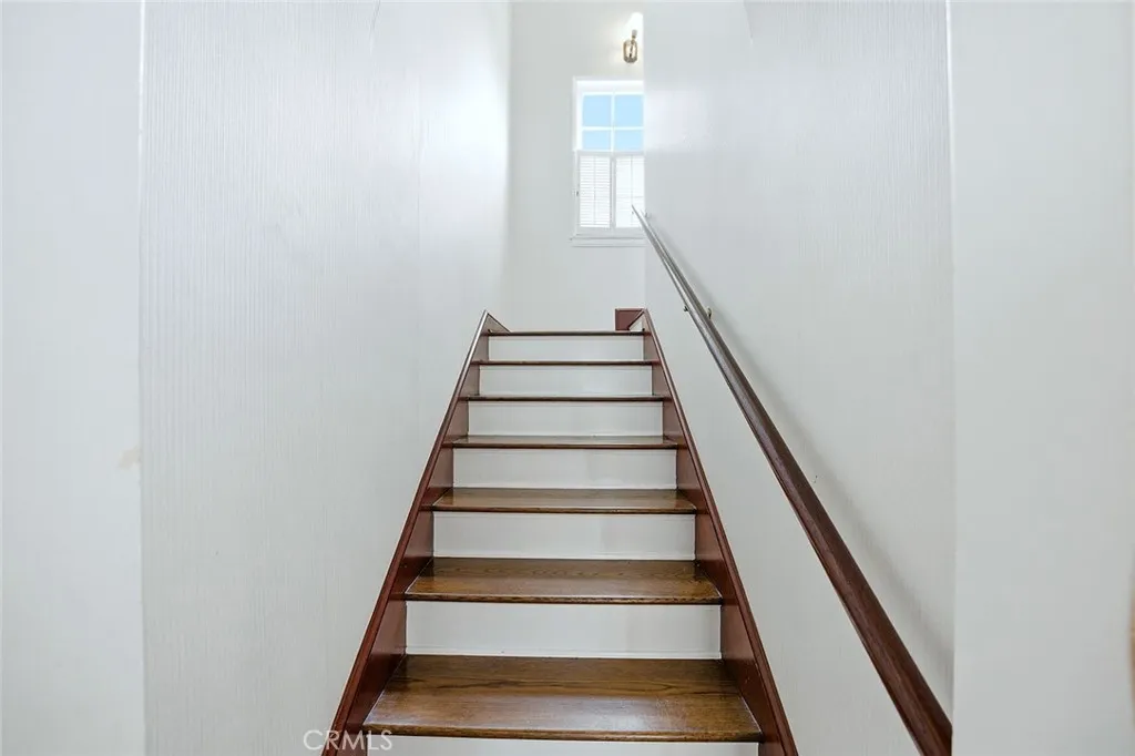 Additional image 18 of 62 61st Pl, Long Beach, CA 90803