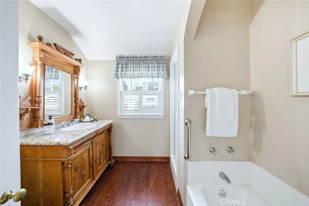 Additional image 22 of 62 61st Pl, Long Beach, CA 90803