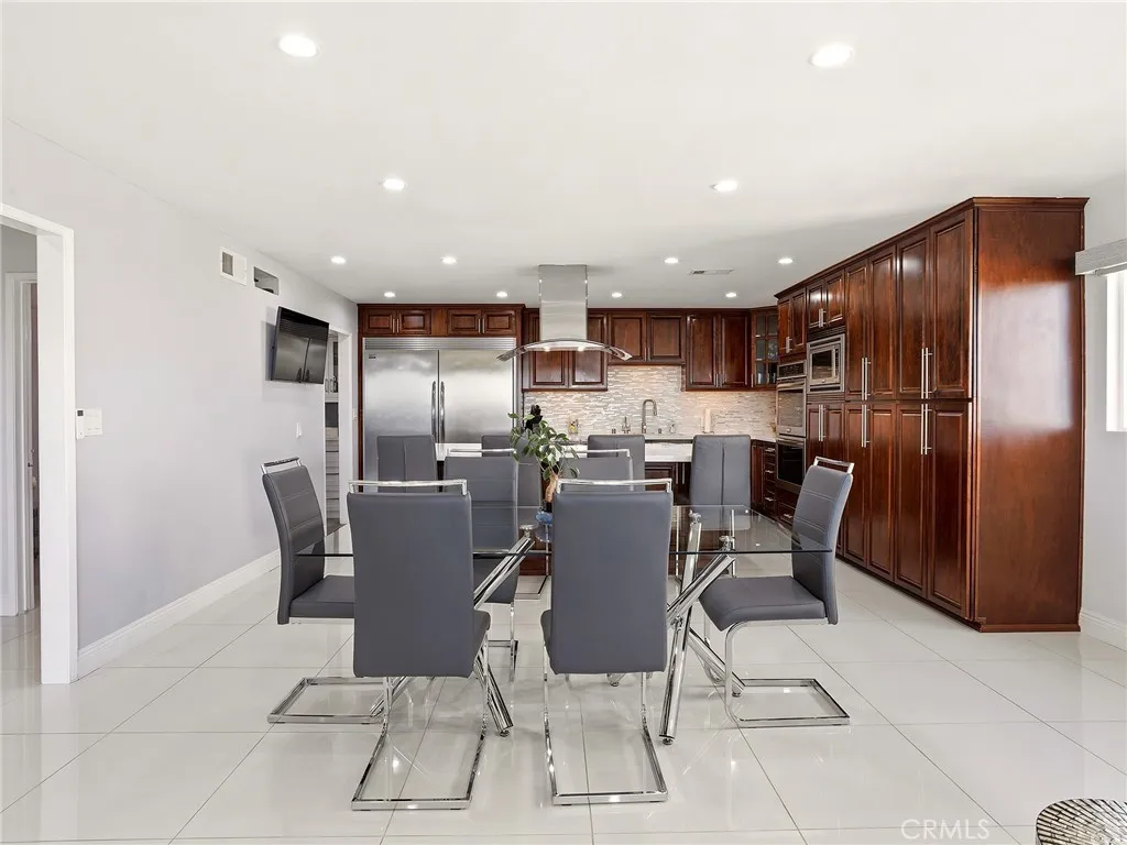 Additional image 15 of 1426 E Tujunga Avenue, Burbank, CA 91501