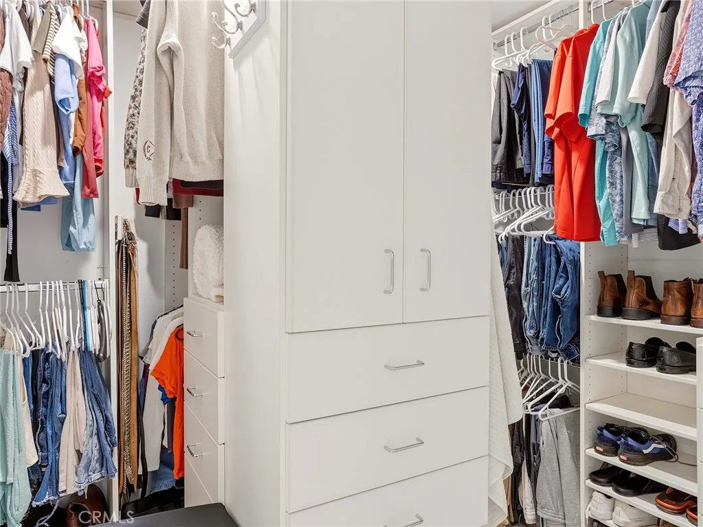 Additional image 105 of 1426 E Tujunga Avenue, Burbank, CA 91501