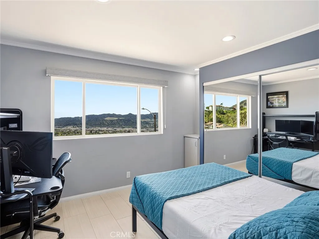 Additional image 107 of 1426 E Tujunga Avenue, Burbank, CA 91501