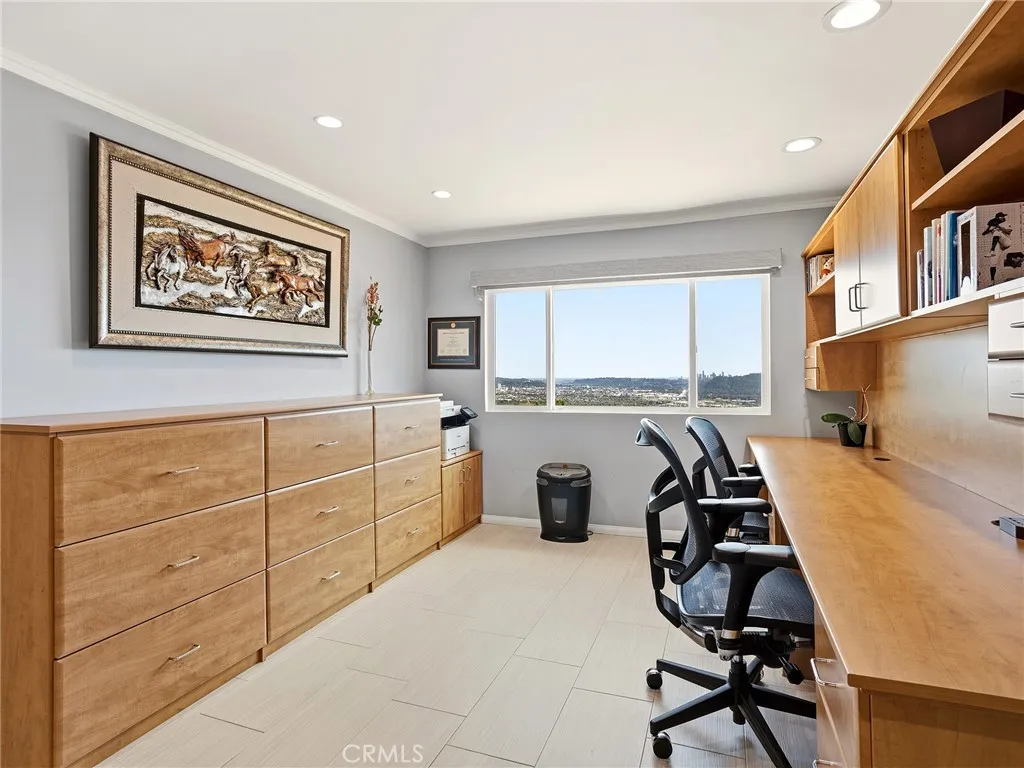 Additional image 104 of 1426 E Tujunga Avenue, Burbank, CA 91501