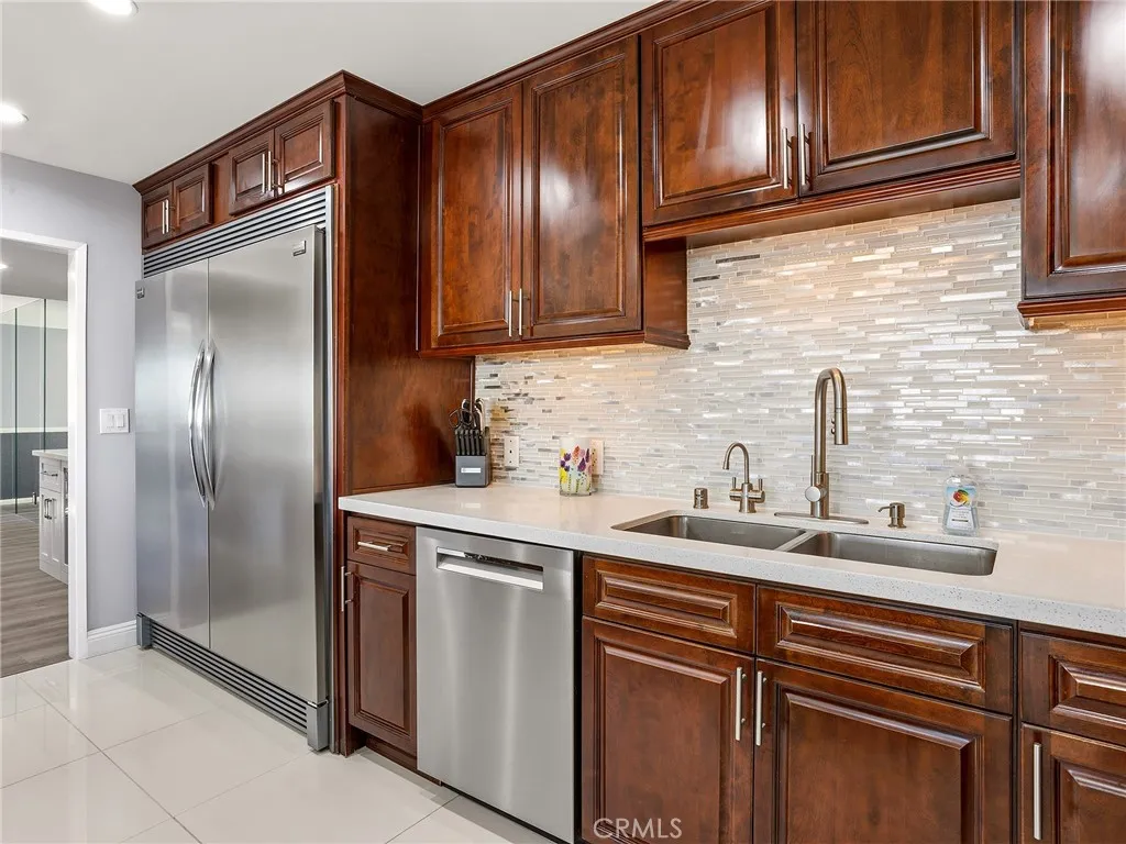 Additional image 13 of 1426 E Tujunga Avenue, Burbank, CA 91501