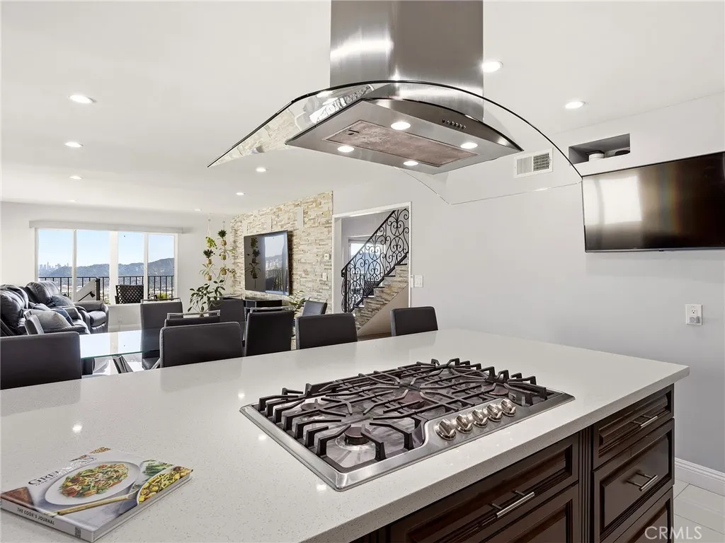 Additional image 12 of 1426 E Tujunga Avenue, Burbank, CA 91501