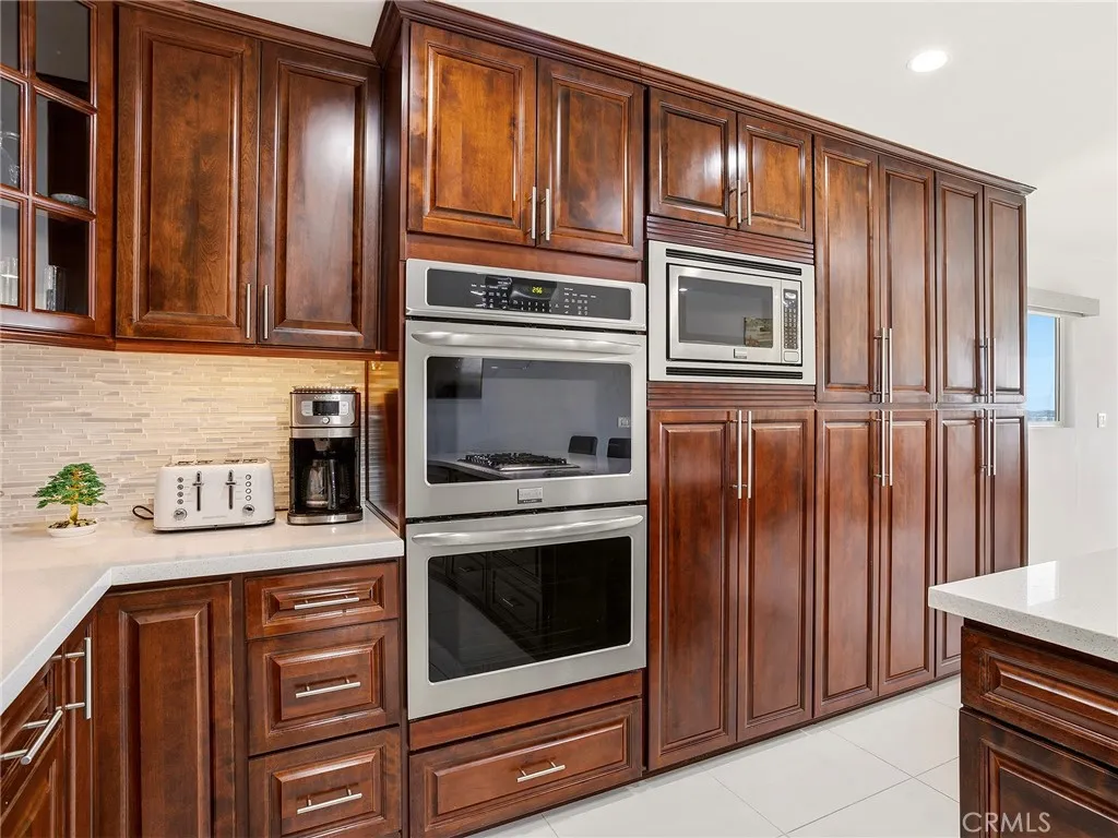 Additional image 85 of 1426 E Tujunga Avenue, Burbank, CA 91501