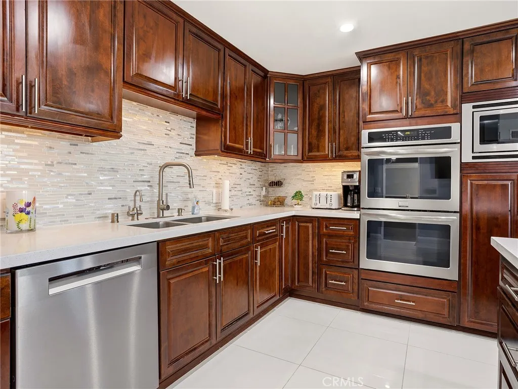 Additional image 10 of 1426 E Tujunga Avenue, Burbank, CA 91501