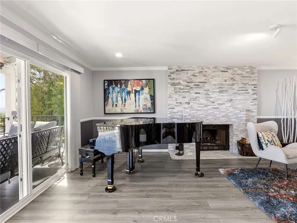 Additional image 19 of 1426 E Tujunga Avenue, Burbank, CA 91501