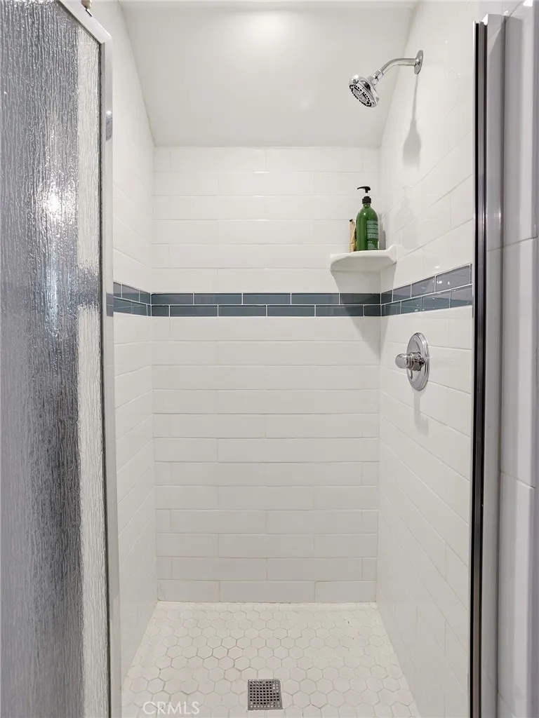 Additional image 115 of 1426 E Tujunga Avenue, Burbank, CA 91501