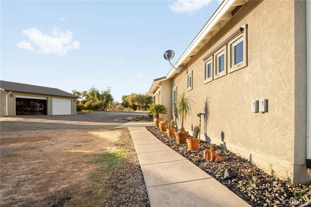 108 Manzanella Ct, Oroville, CA 95966