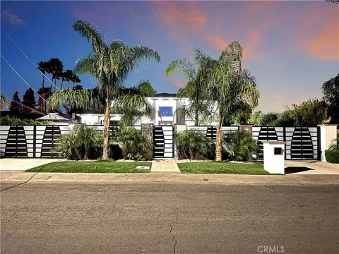 9218 Encino Avenue, Northridge, CA MLS: SR25102692